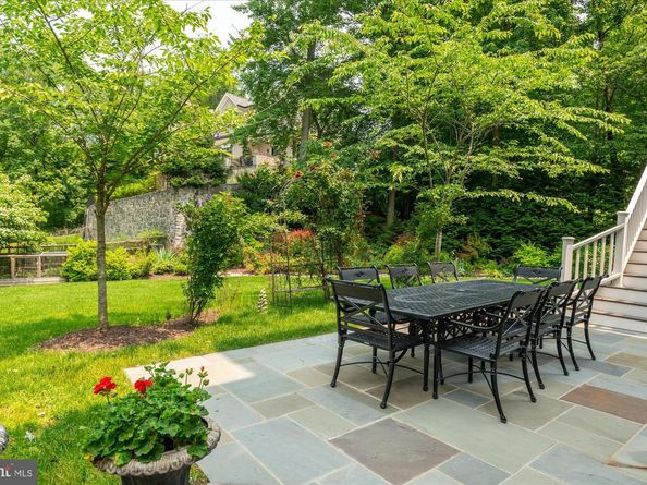6804 Benjamin Street, Mclean VA 22101
