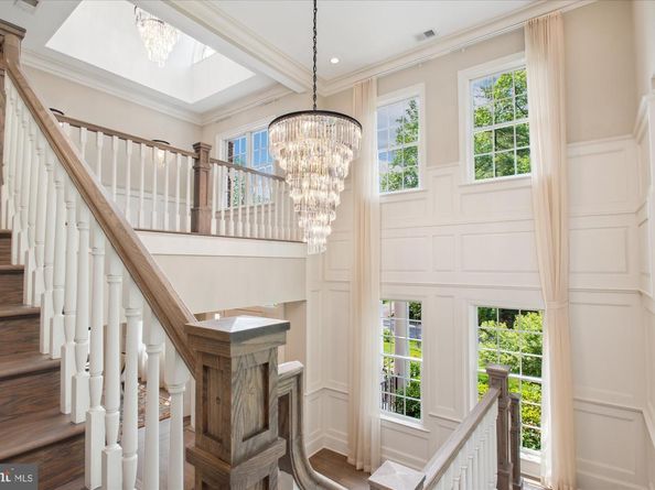 6804 Benjamin Street, Mclean VA 22101