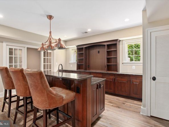 6804 Benjamin Street, Mclean VA 22101