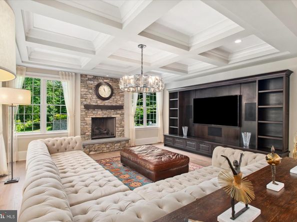 6804 Benjamin Street, Mclean VA 22101