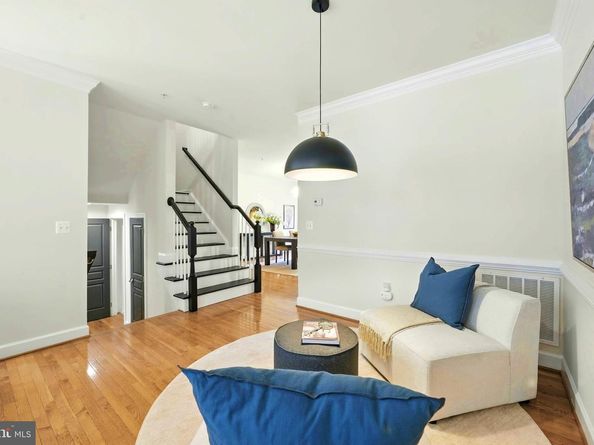 507 Triadelphia Way, Alexandria VA 22312