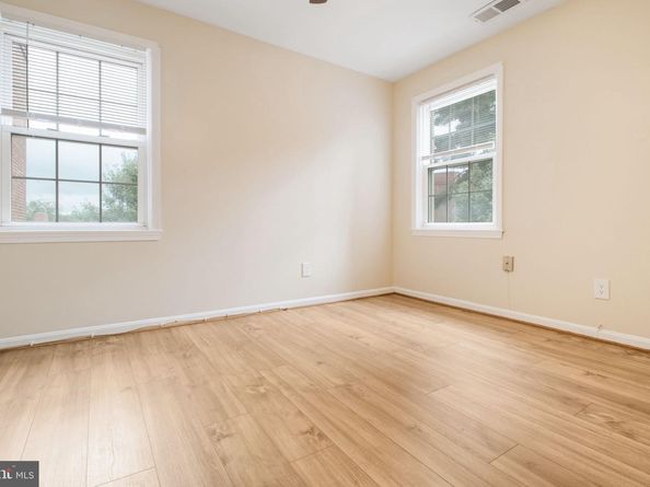 3923 Pennsylvania Avenue SE 201, Washington DC 20020