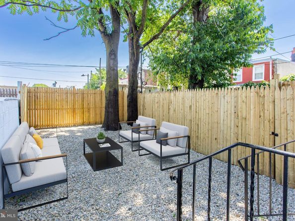 2825 E Victoria Street, Philadelphia PA 19134