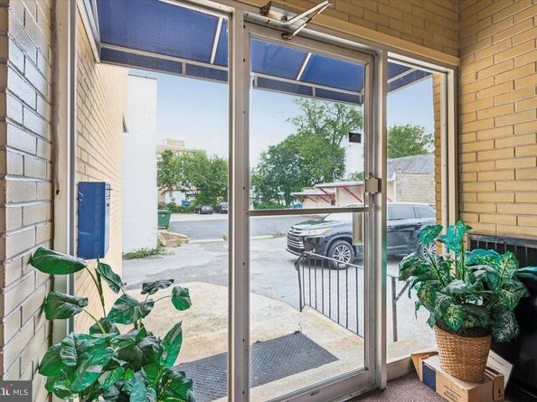 119 S Easton Road, Glenside PA 19038