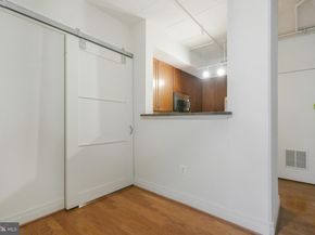 2020 12TH Street NW T05, Washington DC 20009