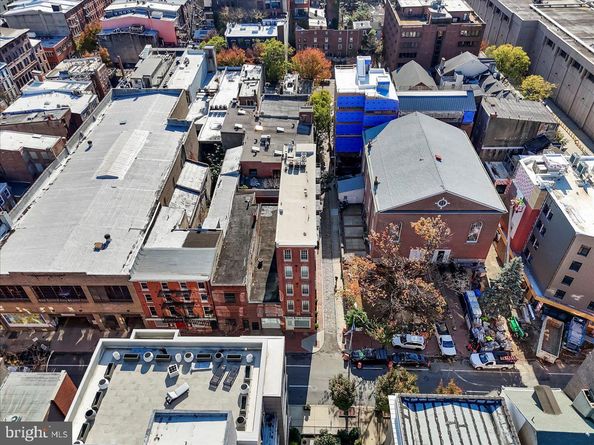 320 Race Street 1, Philadelphia PA 19106