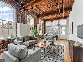 320 Race Street 1, Philadelphia PA 19106