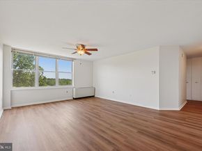 6100 Henry Avenue 7D, Philadelphia PA 19128