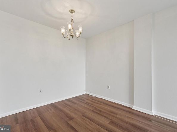 6100 Henry Avenue 7D, Philadelphia PA 19128