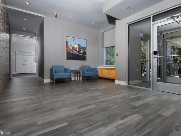 6100 Henry Avenue 7D, Philadelphia PA 19128