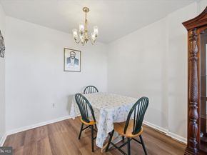 6100 Henry Avenue 7D, Philadelphia PA 19128