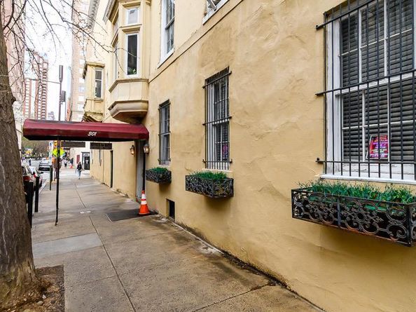 1736 Spruce Street, Philadelphia PA 19103