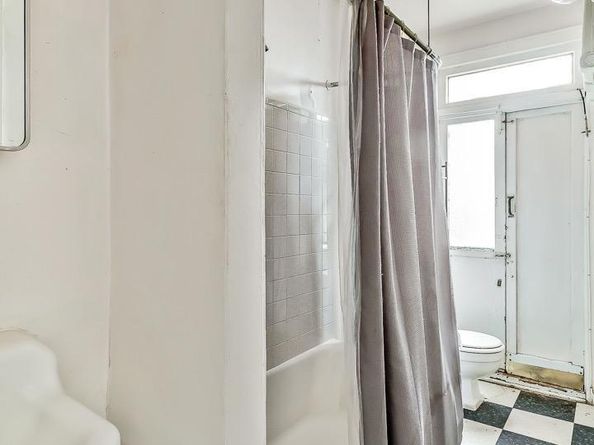 1736 Spruce Street, Philadelphia PA 19103