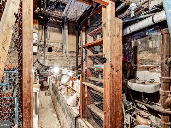1736 Spruce Street, Philadelphia PA 19103