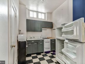 1736 Spruce Street, Philadelphia PA 19103