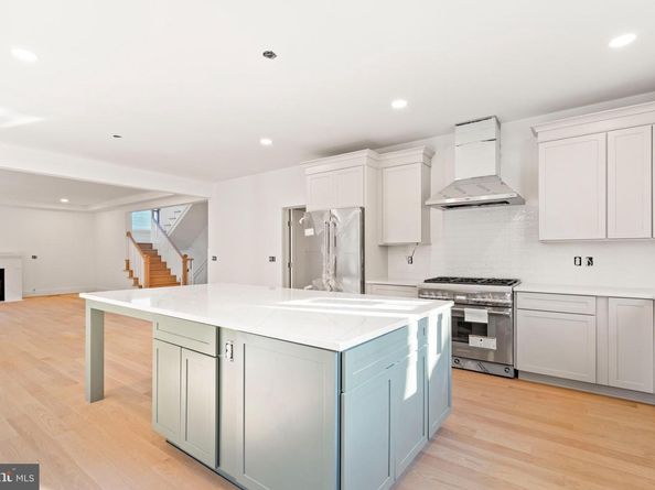 5427 3rd Street S, Arlington VA 22204