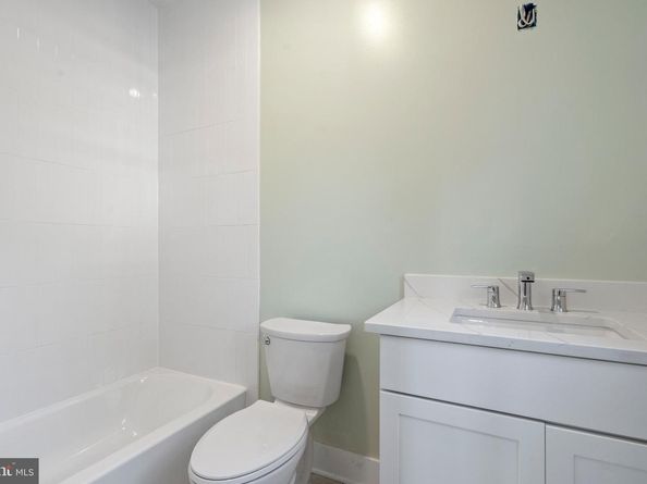 5427 3rd Street S, Arlington VA 22204