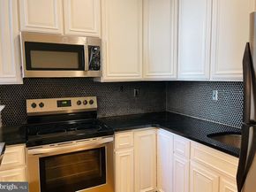 1917 Christian Street A, Philadelphia PA 19146