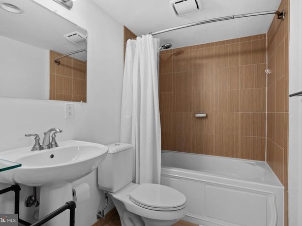 6425 14TH Street NW 303, Washington DC 20012