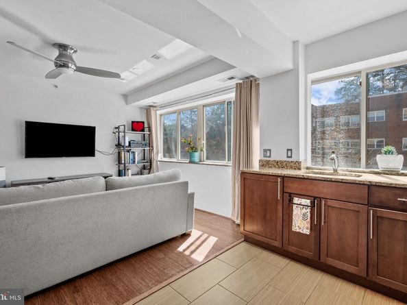 6425 14TH Street NW 303, Washington DC 20012