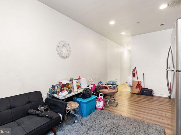 1213 W Allegheny Avenue, Philadelphia PA 19133