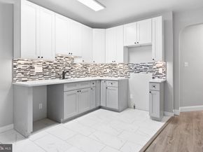 1426 W Grange Avenue, Philadelphia PA 19141