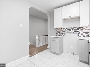 1426 W Grange Avenue, Philadelphia PA 19141