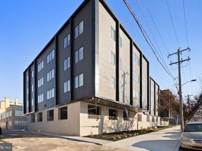 1426 W Grange Avenue, Philadelphia PA 19141