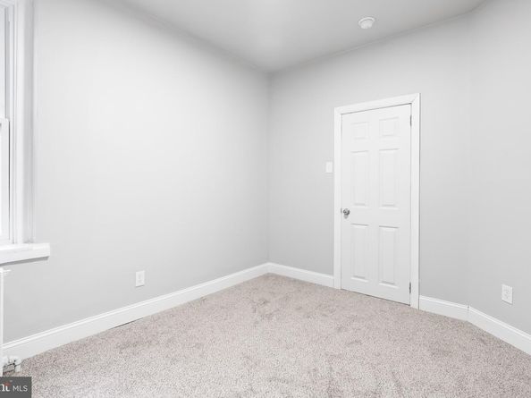 1426 W Grange Avenue, Philadelphia PA 19141