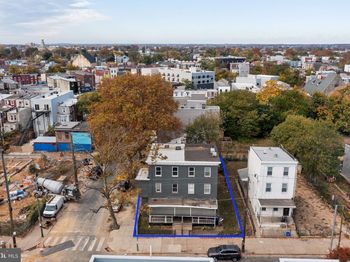 702 N 40TH Street