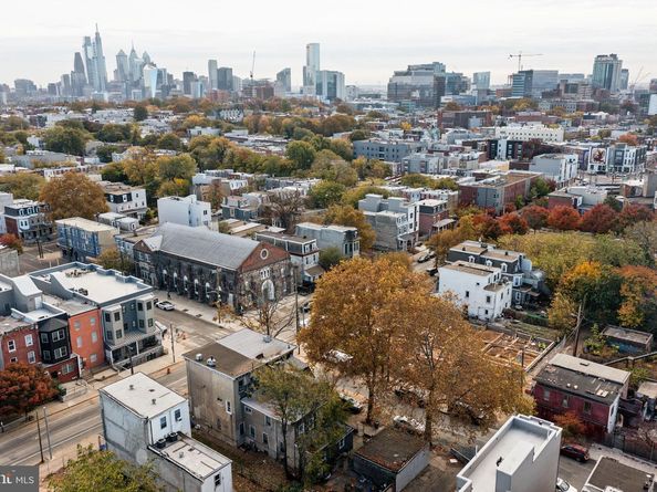 702 N 40TH Street, Philadelphia PA 19104