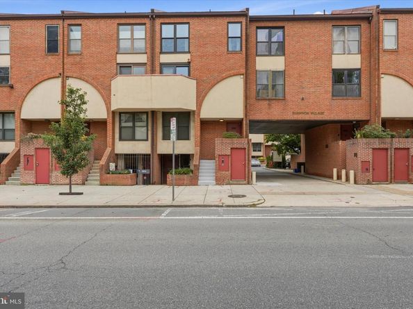 220 N 22nd Street B, Philadelphia PA 19103