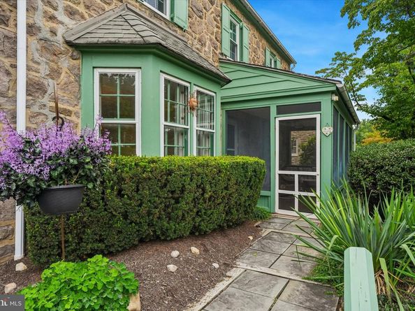 625 Foxcroft Road, Elkins Park PA 19027