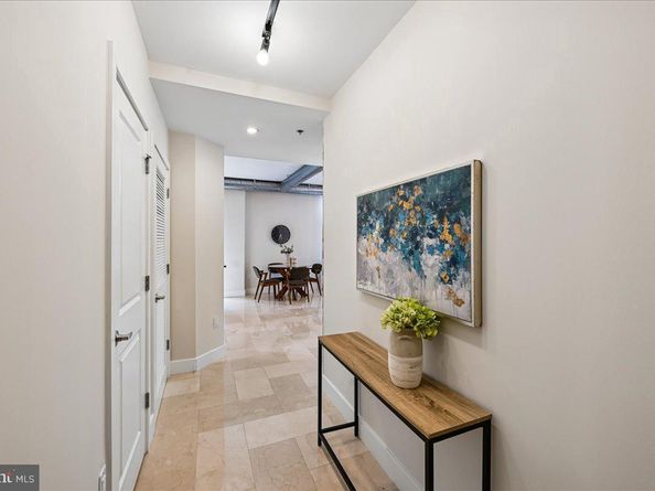 520 John Carlyle Street 343, Alexandria VA 22314