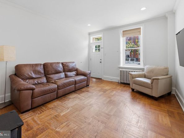 3693 Calumet Street, Philadelphia PA 19129
