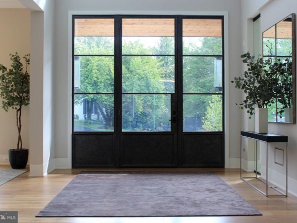 1306 Ballantrae Court, Mclean VA 22101