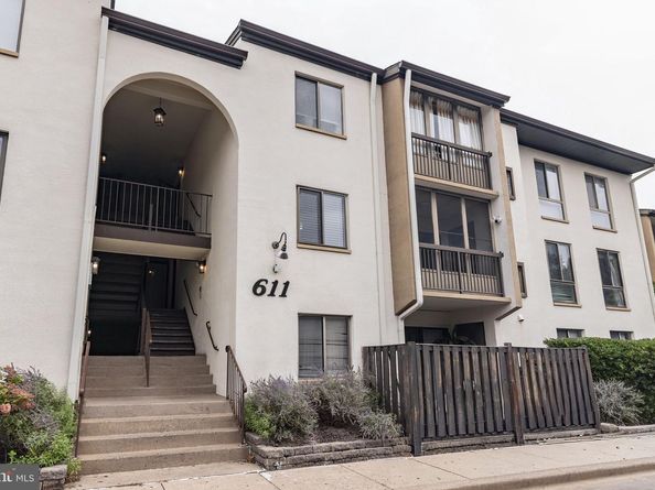 611 Center Street 104, Herndon VA 20170