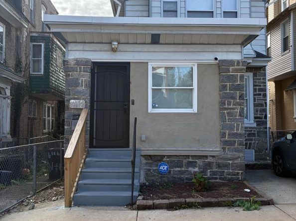6116 Oxford Street W, Philadelphia PA 19151