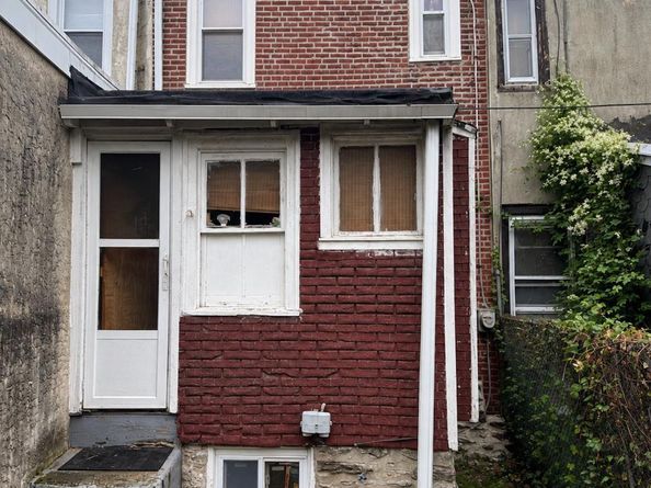 5949 N Beechwood Street, Philadelphia PA 19138