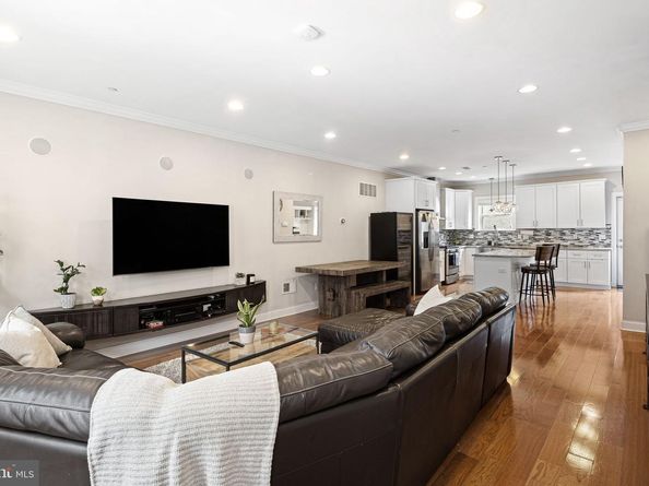 1419 S Orianna Street, Philadelphia PA 19147