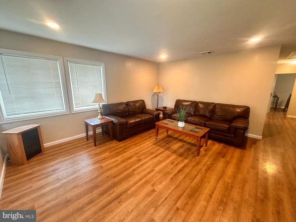 604 Trenton Road, Fairless Hills PA 19030
