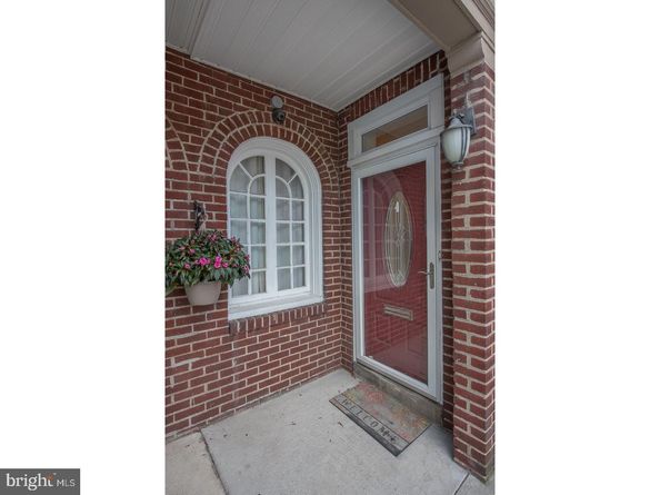 4922 Pine Street, Philadelphia PA 19143