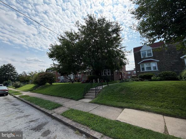 1124 Gilham Street, Philadelphia PA 19111