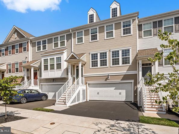1815 Pinnacle Drive, Warrington PA 18976