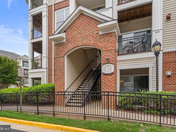 12933 Centre Park Circle 306, Herndon VA 20171