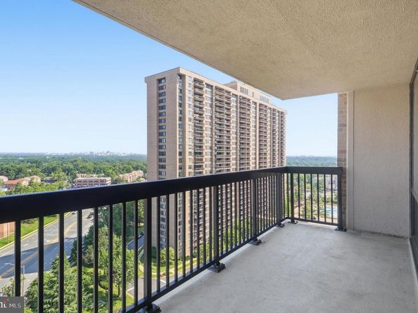 3709 S George Mason Drive 1305 E, Falls Church VA 22041
