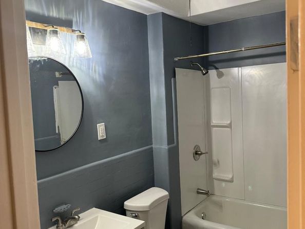 6527 Guyer Avenue, Philadelphia PA 19142