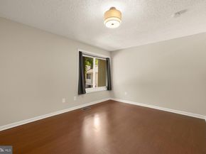 2240 Southgate Square, Reston VA 20191