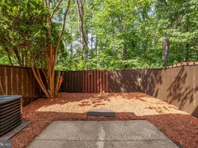 2240 Southgate Square, Reston VA 20191