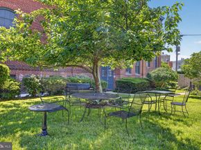 410 5TH Street NE 1, Washington DC 20002